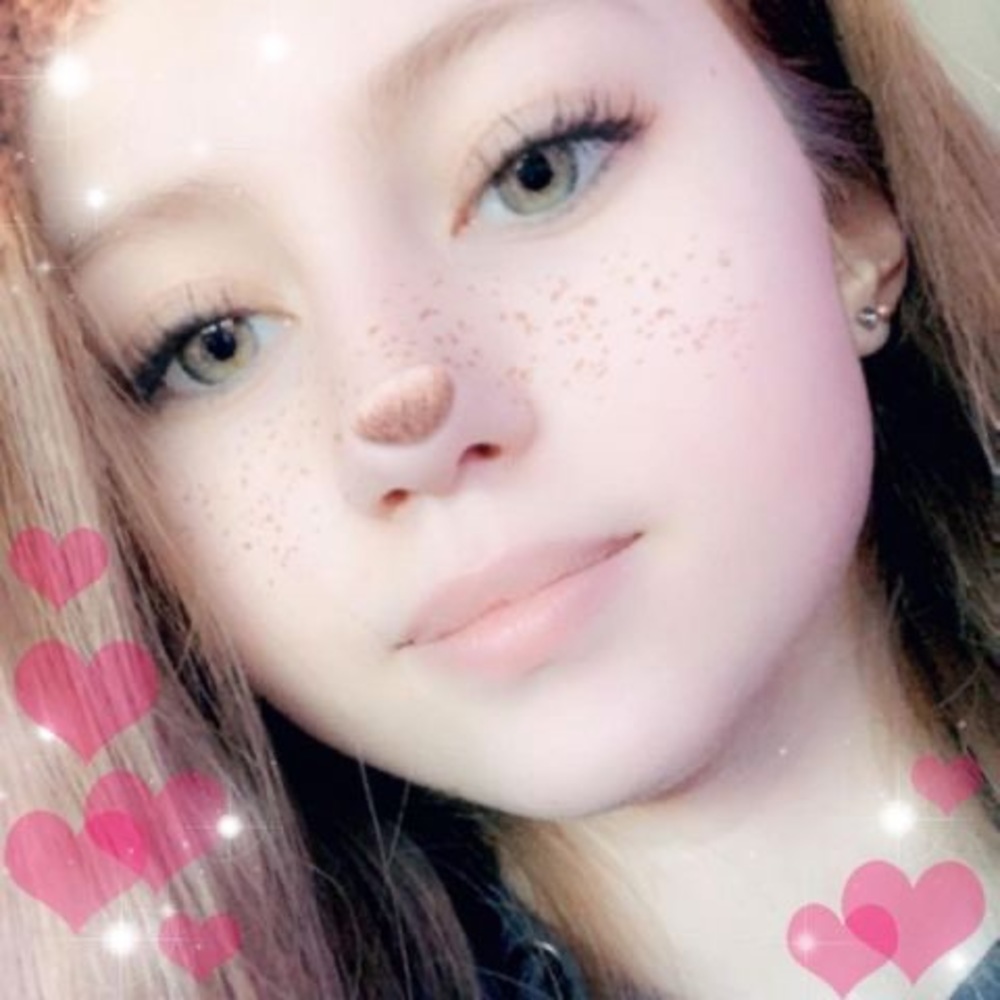 Meet your Posher, Desiree